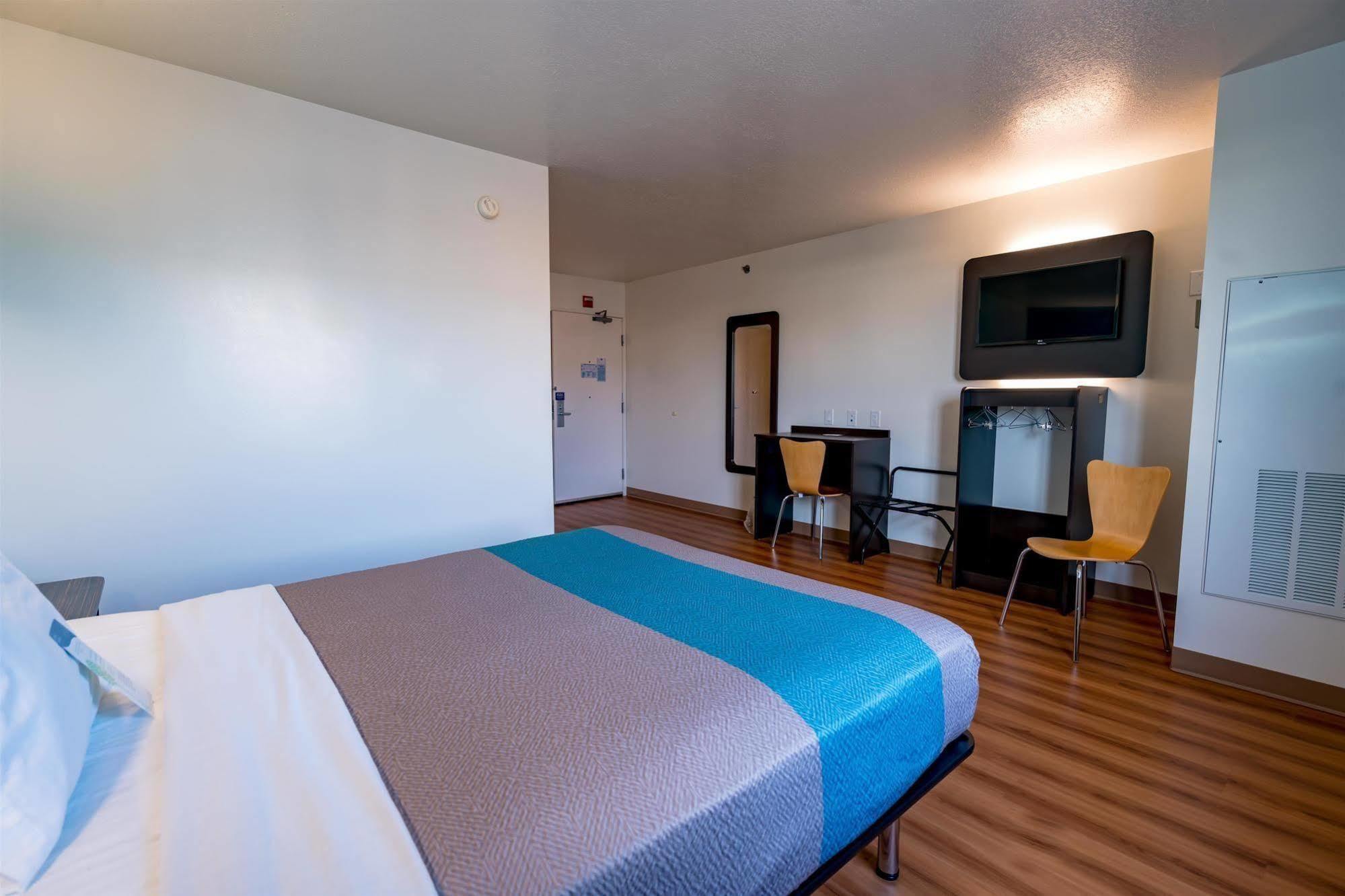 Hotel 6-pottstown, Pa 2*