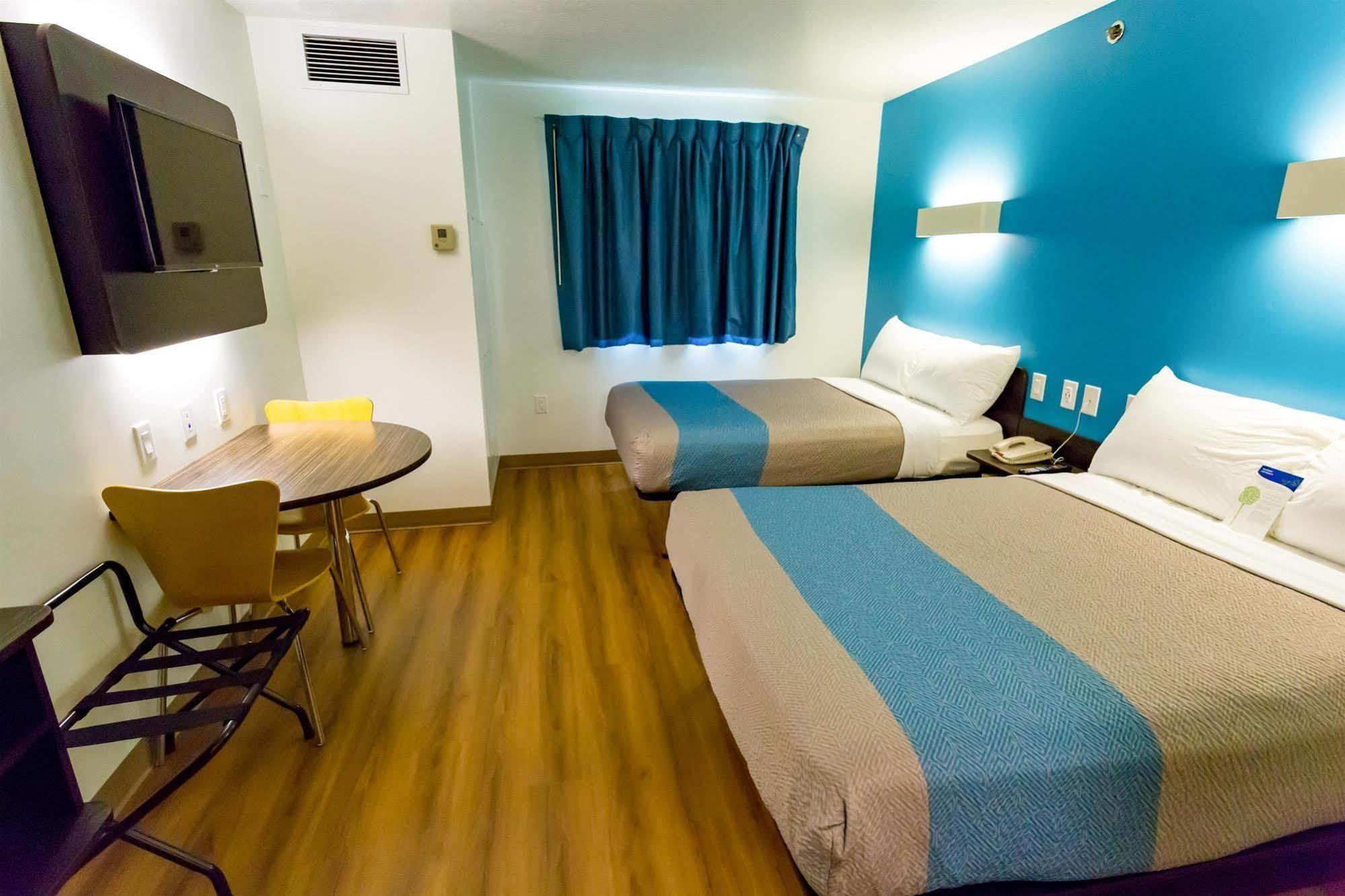 Hotel 6-pottstown, Pa 2*